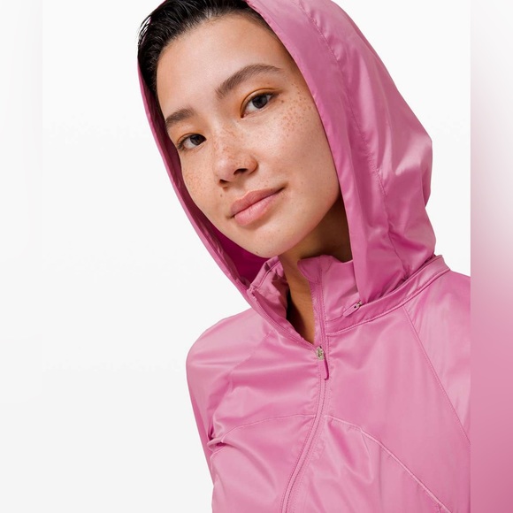 Lululemon Goal Smasher Jacket in Magenta Glow Size 4 - Picture 16 of 16